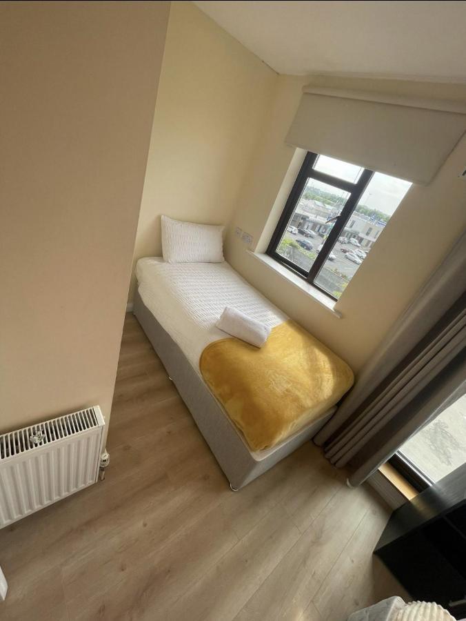 Modern City Centre House In Heart Of Galway City エクステリア 写真