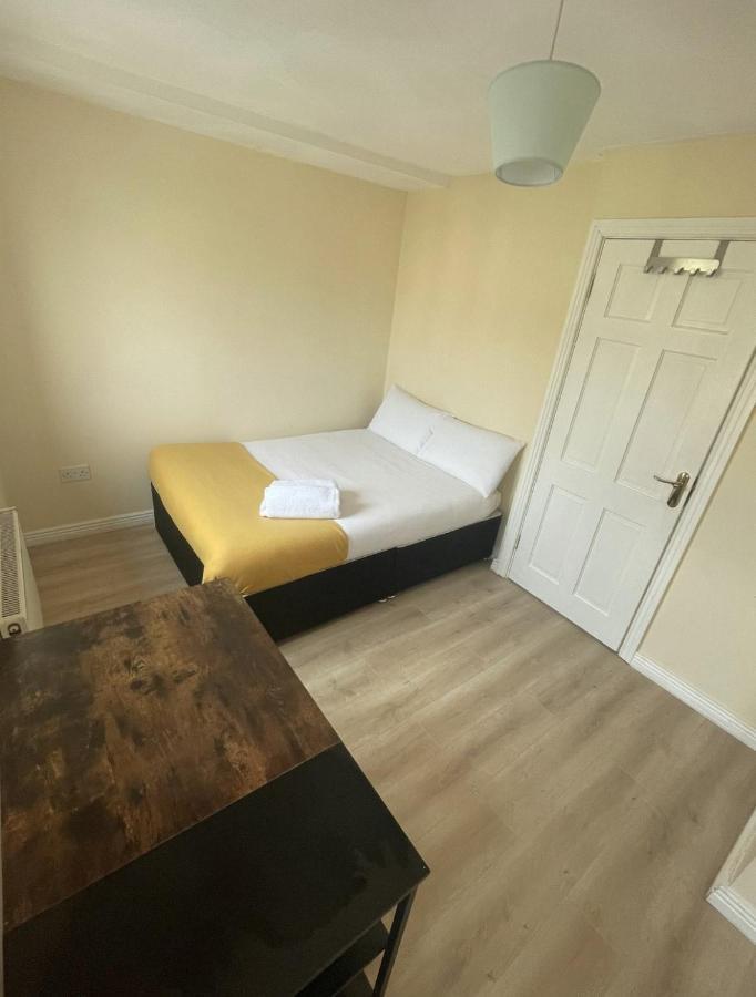Modern City Centre House In Heart Of Galway City エクステリア 写真